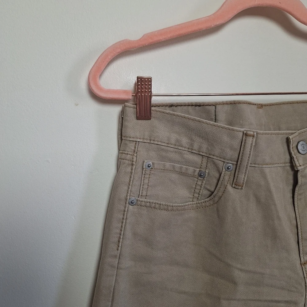 Levi's Men's 514 Straight Leg Tan 100% Cotton Khaki Chinos Size 29 x 30